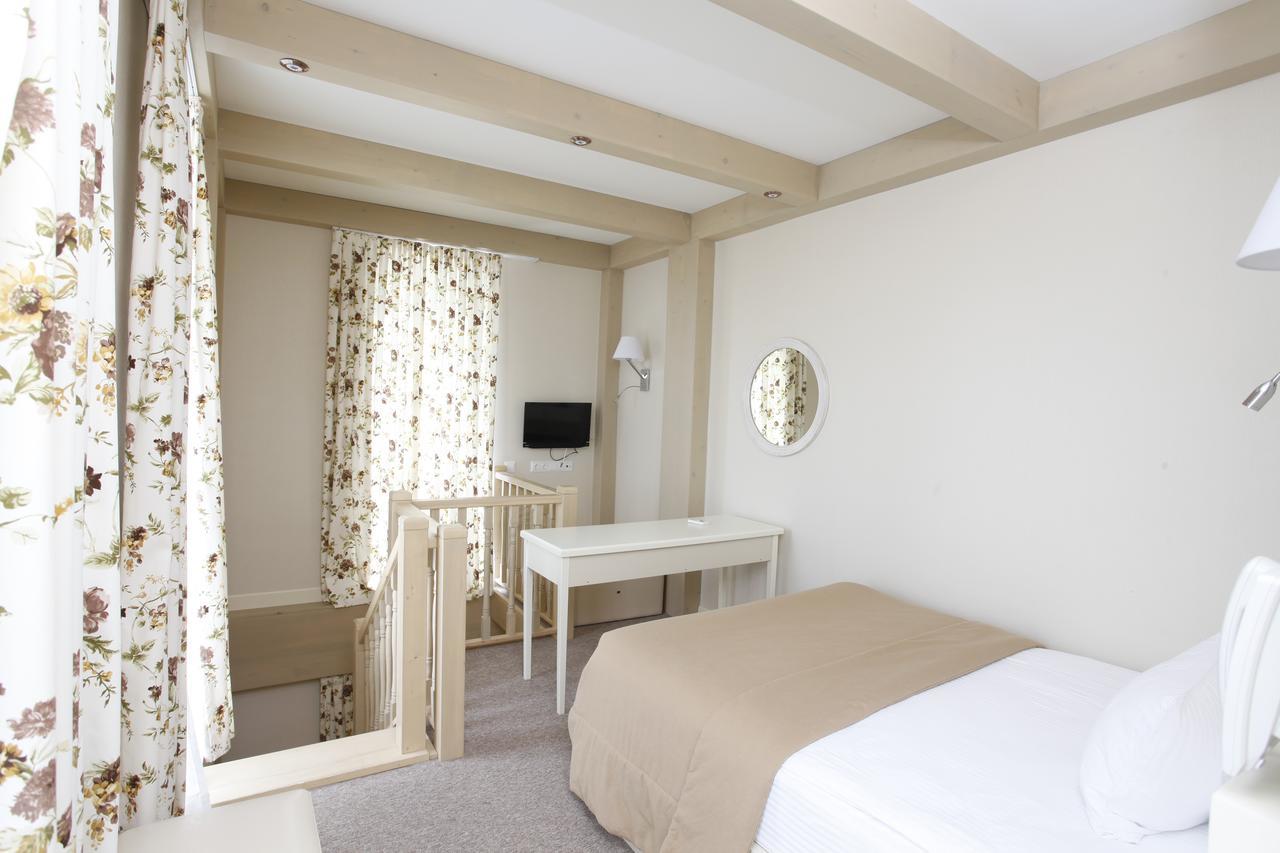 Ambassadori Kachreti Golf Resort Kachretʼi エクステリア 写真