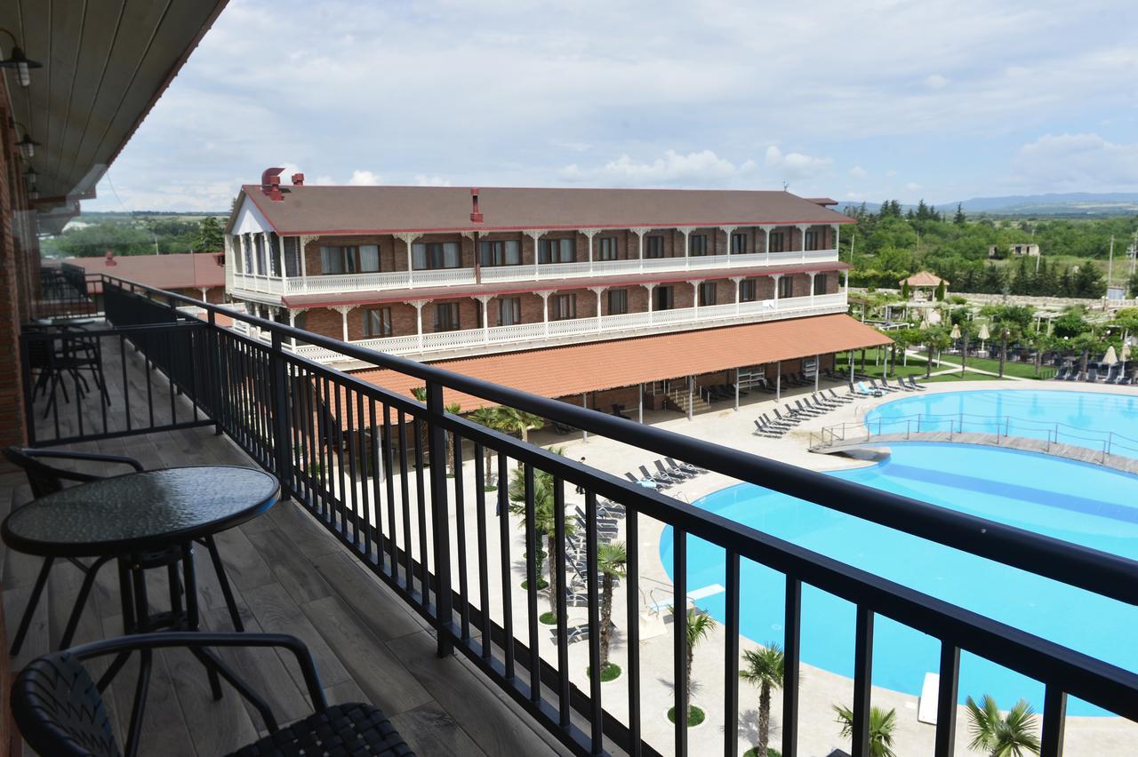 Ambassadori Kachreti Golf Resort Kachretʼi エクステリア 写真