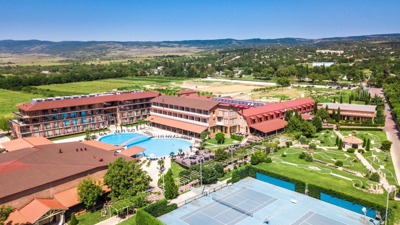 Ambassadori Kachreti Golf Resort Kachretʼi エクステリア 写真