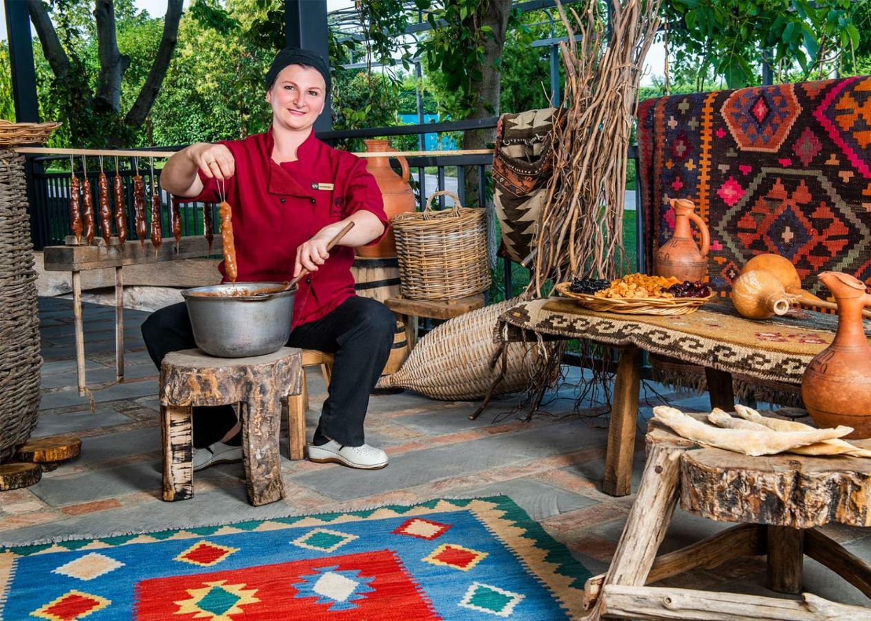 Ambassadori Kachreti Golf Resort Kachretʼi エクステリア 写真